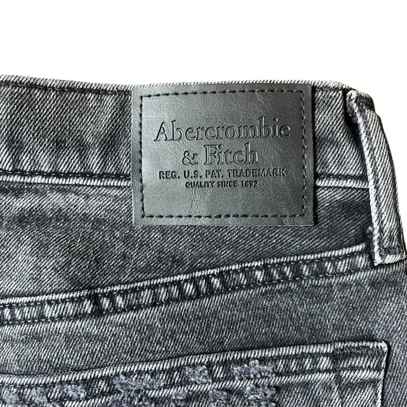 Abercrombie & Fitch Jean Shorts Women’s 34 Black Denim 4.5” Cut Offs Slim - Picture 3 of 5